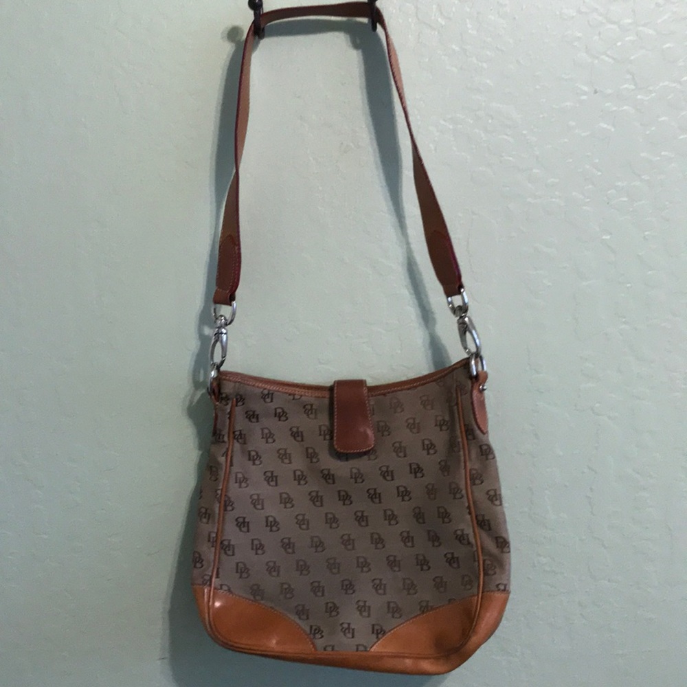 Dooney & Bourke Handbag